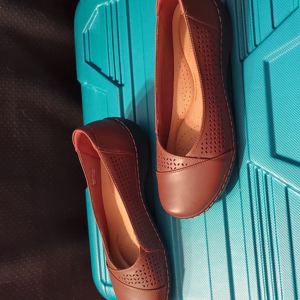 Clark's baller flats